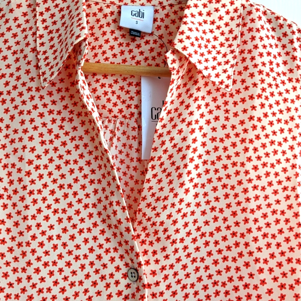 NWT Cabi blouse fall 2020 size S
